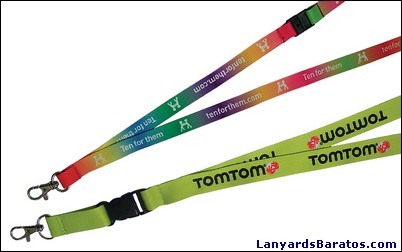 Miren este ejemplo de lanyard de Tomtom, miren la nitidez y detras pueden ver los degradados con los logos encima.
